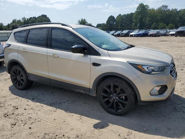 Photo 4 from auction – 2018 FORD ESCAPE SE with VIN 1FMCU9GD1JUA29947