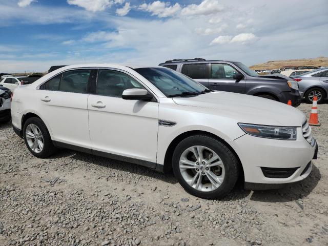 Photo 4 from auction – 2016 FORD TAURUS SEL with VIN 1FAHP2E81GG143541