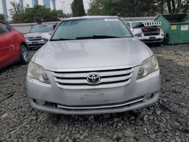 Photo 5 from auction – 2005 TOYOTA AVALON XL with VIN 4T1BK36B95U044569