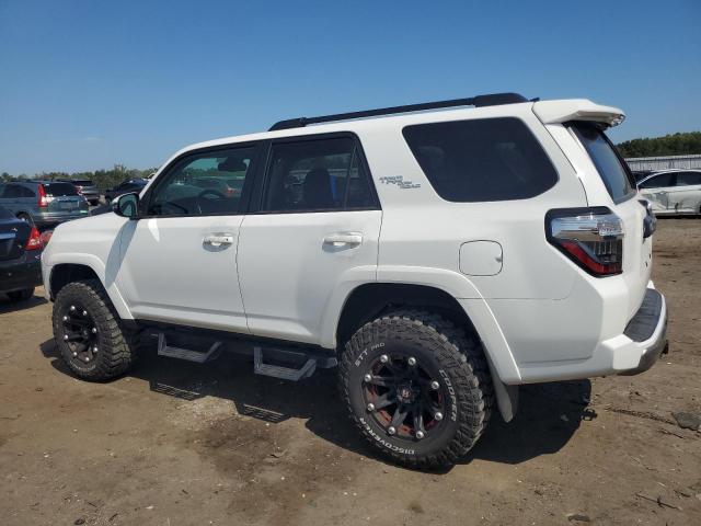 Photo 2 from auction – 2021 TOYOTA 4RUNNER with VIN JTERU5JR2M5912204