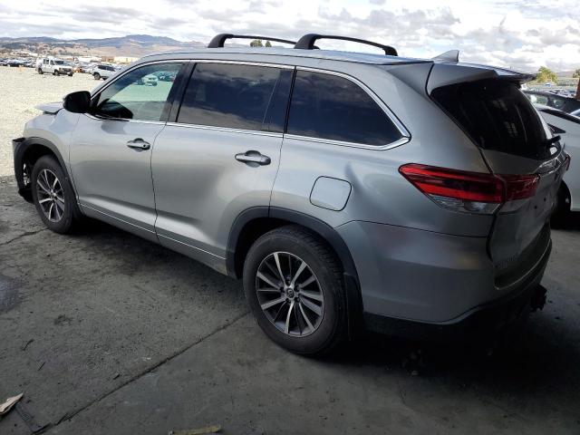 Photo 2 from auction – 2018 TOYOTA HIGHLANDER with VIN 5TDJZRFH2JS542422