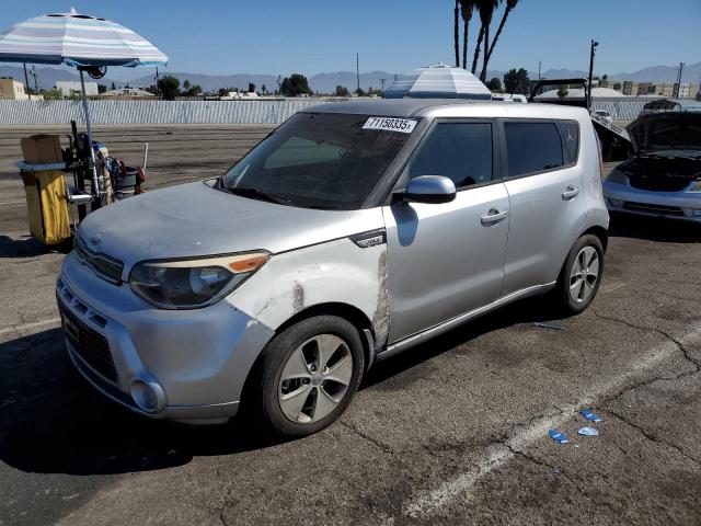 KIA SOUL 2015 with VIN KNDJN2A20F7208610 - Photo from auction