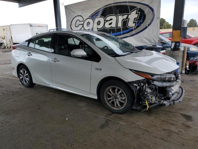 Photo 4 from auction – 2017 TOYOTA PRIUS PRIM with VIN JTDKARFP7H3045655