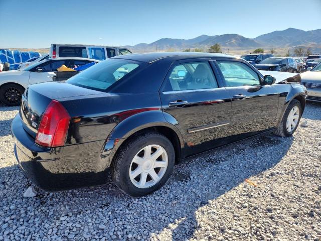 Photo 3 from auction – 2005 CHRYSLER 300 TOURIN with VIN 2C3JA53G75H109151