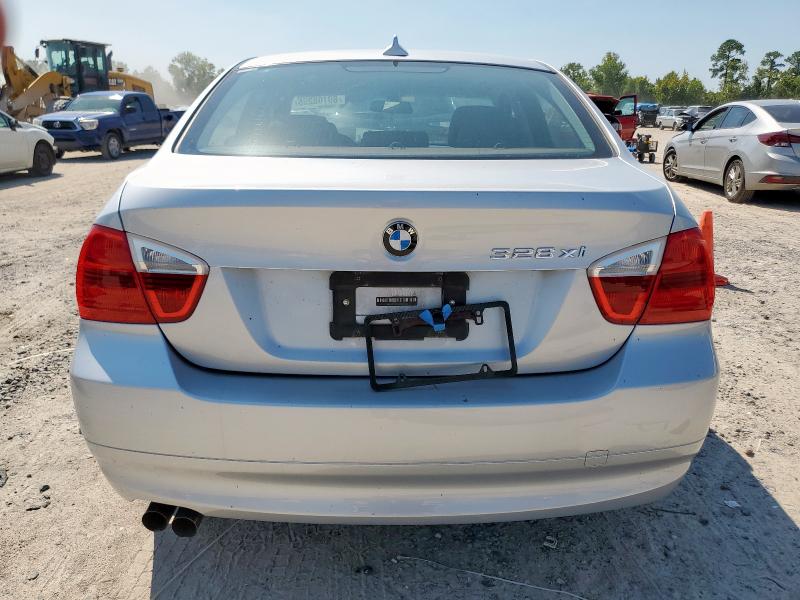 Photo 6 from auction – 2007 BMW 328 XI with VIN WBAVC93567KZ72027