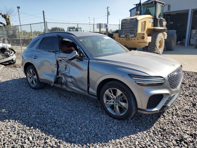 Photo 4 from auction – 2022 GENESIS GV70 BASE with VIN KMUMCDTC2NU028353