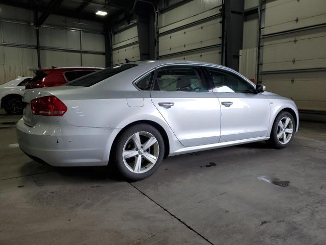 Photo 3 from auction – 2015 VOLKSWAGEN PASSAT with VIN 1VWAS7A34FC099068