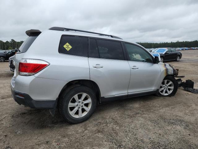 Photo 3 from auction – 2011 TOYOTA HIGHLANDER BASE with VIN 5TDBK3EH7BS067083