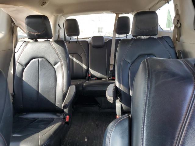 Photo 10 from auction – 2017 CHRYSLER PACIFICA T with VIN 2C4RC1BGXHR720079