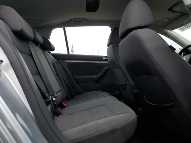 Photo 10 from auction – 2009 VOLKSWAGEN RABBIT with VIN WVWCA71K79W023417