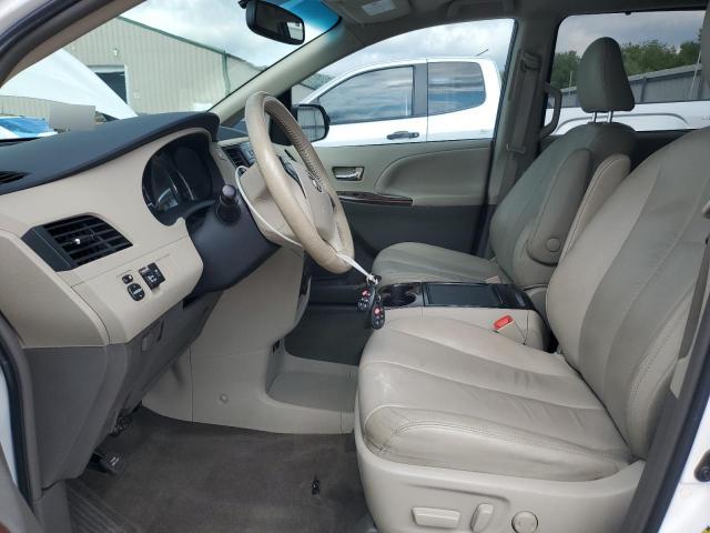 Photo 7 from auction – 2012 TOYOTA SIENNA XLE with VIN 5TDYK3DC4CS222903