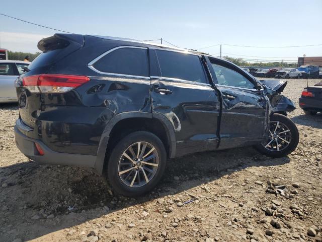 Photo 3 from auction – 2017 TOYOTA HIGHLANDER with VIN 5TDJZRFH9HS370562