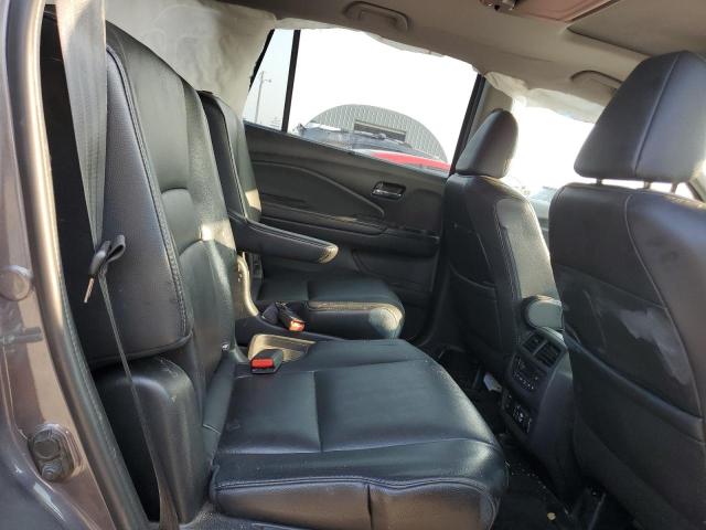 Photo 11 from auction – 2019 HONDA PILOT TOURING with VIN 5FNYF5H66KB006171