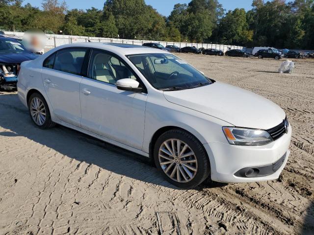 Photo 4 from auction – 2014 VOLKSWAGEN JETTA SEL with VIN 3VWL17AJ4EM403264