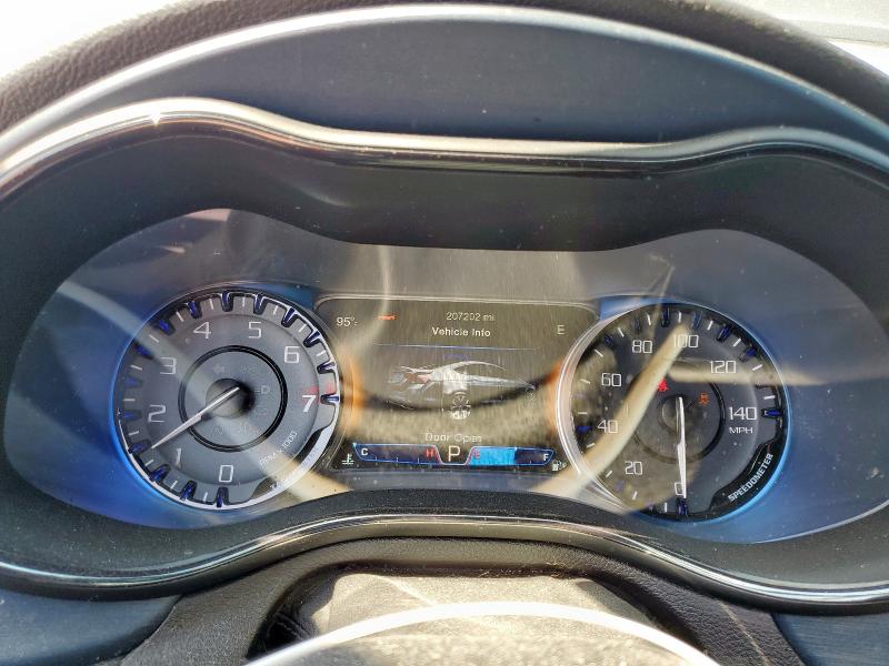 Photo 9 from auction – 2015 CHRYSLER 200 S with VIN 1C3CCCBG5FN514135