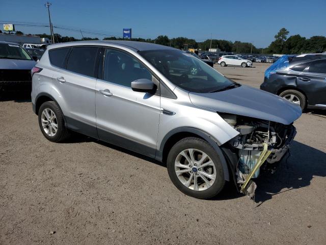 Photo 4 from auction – 2017 FORD ESCAPE SE with VIN 1FMCU0GD1HUB73732