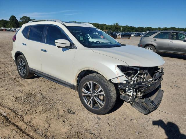 Photo 4 from auction – 2017 NISSAN ROGUE S with VIN 5N1AT2MT9HC837136