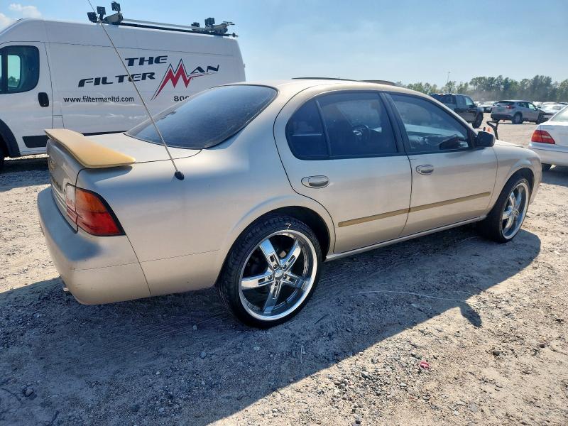 Photo 3 from auction – 1995 NISSAN MAXIMA GLE with VIN JN1CA21D9ST065473