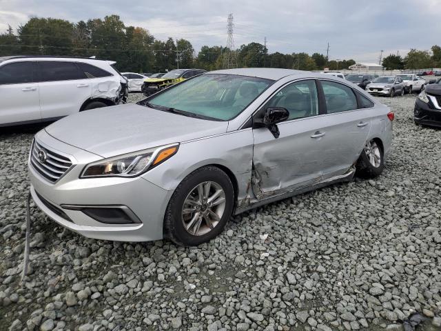 HYUNDAI SONATA SE 2016 with VIN 5NPE24AF9GH304127 - Photo from auction