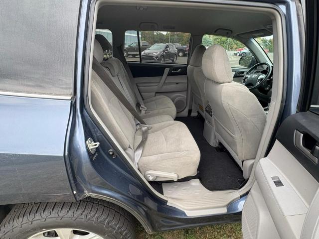Photo 6 from auction – 2013 TOYOTA HIGHLANDER with VIN 5TDBK3EH3DS238754