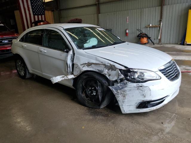 Photo 4 from auction – 2014 CHRYSLER 200 LX with VIN 1C3CCBAB5EN146649