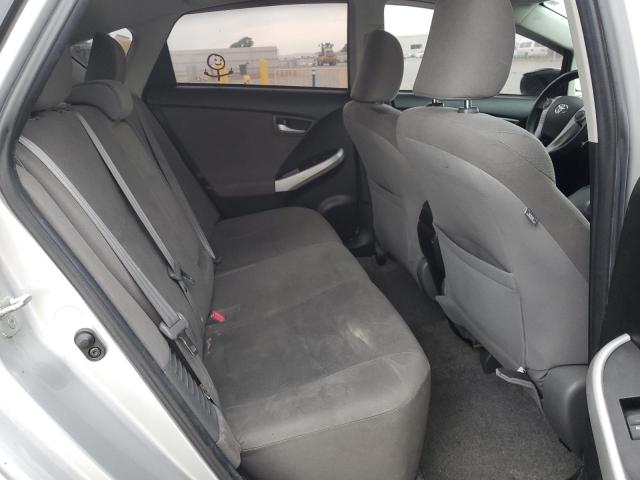 Photo 10 from auction – 2013 TOYOTA PRIUS FOUR with VIN JTDKN3DU5D1683094