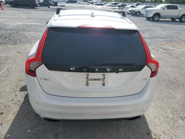 Photo 6 from auction – 2015 VOLVO V60 PLATIN with VIN YV140MED3F1186134