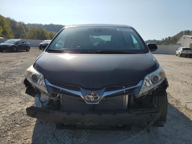 Photo 5 from auction – 2018 TOYOTA SIENNA XLE with VIN 5TDYZ3DCXJS957183