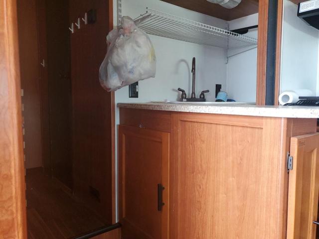 Photo 6 from auction – 2012 FORD TRAILER with VIN 1FDXE4FS4CDA26626