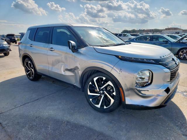 Photo 4 from auction – 2022 MITSUBISHI OUTLANDER with VIN JA4J3TA82NZ020149
