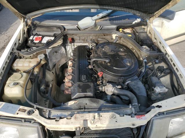 Photo 11 from auction – 1987 MERCEDES-BENZ 260 E with VIN WDBEA26D0HA493658