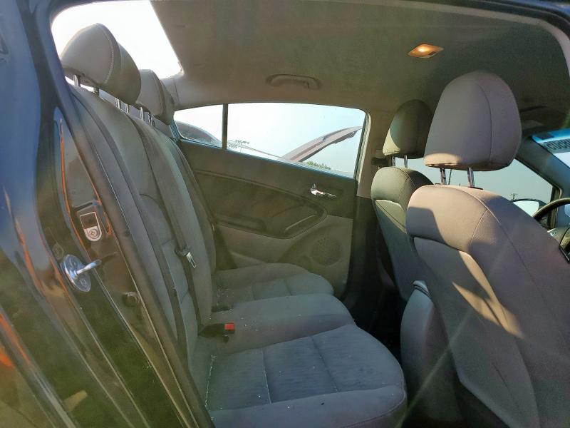 Photo 10 from auction – 2015 KIA FORTE LX with VIN KNAFK4A64F5391676