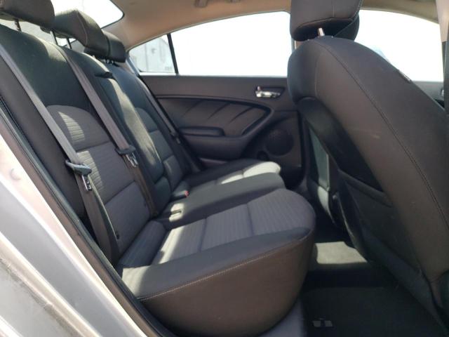 Photo 10 from auction – 2016 KIA FORTE LX with VIN KNAFX4A67G5575268