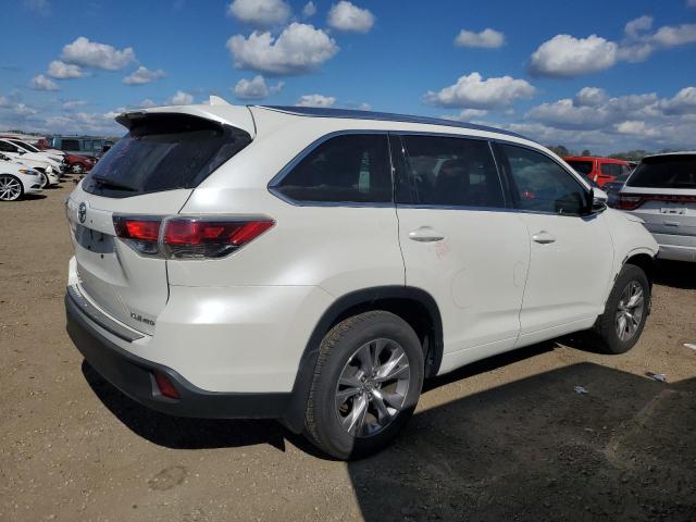 Photo 3 from auction – 2014 TOYOTA HIGHLANDER with VIN 5TDJKRFH2ES043484