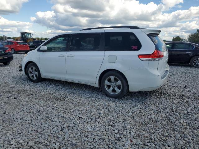 Photo 2 from auction – 2013 TOYOTA SIENNA LE with VIN 5TDKK3DC0DS362289