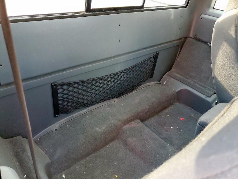 Photo 10 from auction – 2004 MAZDA B2300 CAB with VIN 4F4YR16D94TM04581
