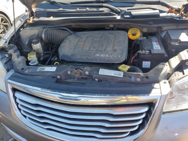 Photo 12 from auction – 2014 CHRYSLER TOWN & COU with VIN 2C4RC1BG9ER343322