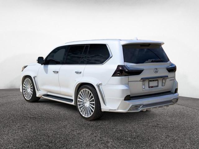 Photo 3 from auction – 2017 LEXUS LX 570 with VIN JTJHY7AX1H4235458