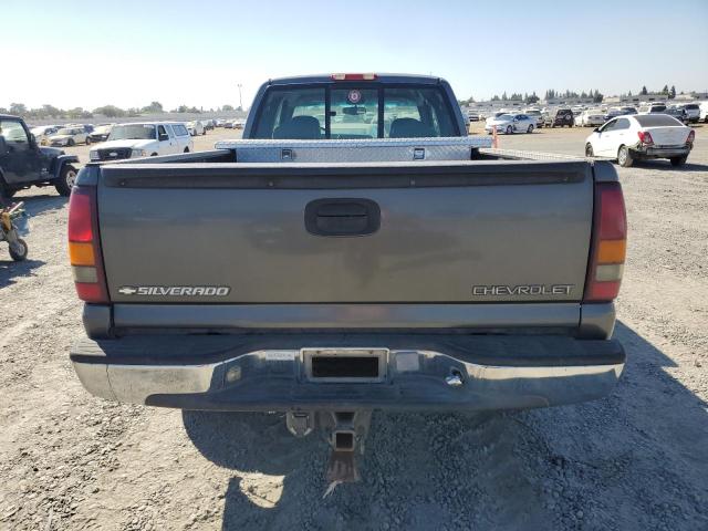 Photo 6 from auction – 2000 CHEVROLET SILVERADO with VIN 1GCEK19T7YE161088