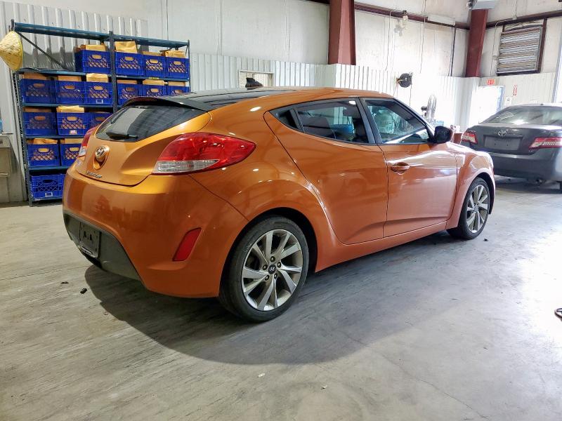 Photo 3 from auction – 2016 HYUNDAI VELOSTER with VIN KMHTC6AD9GU290259