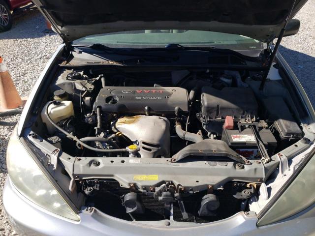 Photo 11 from auction – 2005 TOYOTA CAMRY LE with VIN 4T1BE32K95U584680