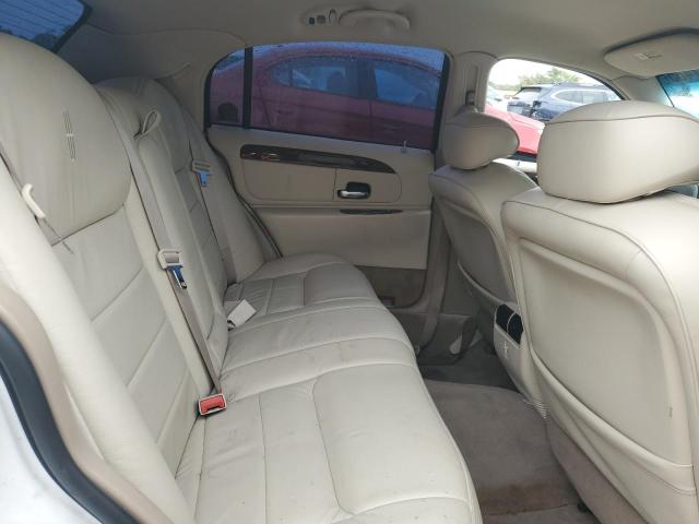 Photo 10 from auction – 2002 LINCOLN TOWN CAR E with VIN 1LNHM81W32Y642964