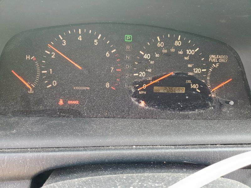 Photo 9 from auction – 2000 LEXUS ES 300 with VIN JT8BF28G8Y5102261
