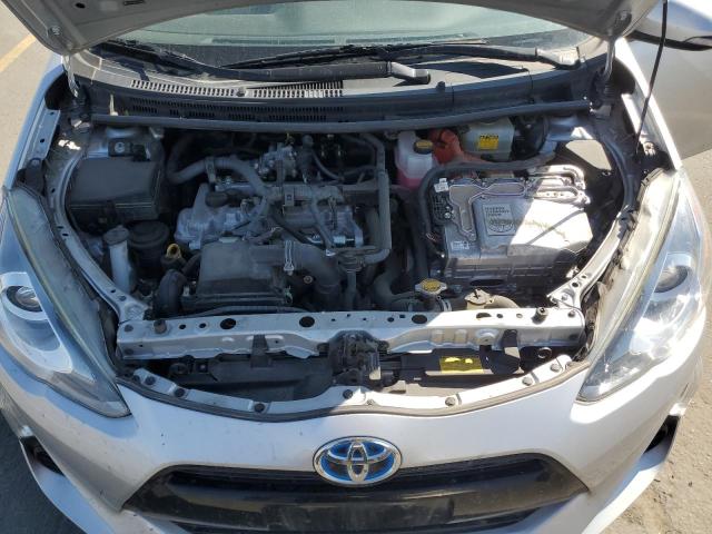 Photo 11 from auction – 2015 TOYOTA PRIUS C with VIN JTDKDTB36F1578158