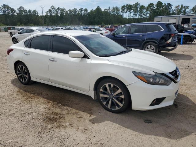 Photo 4 from auction – 2017 NISSAN ALTIMA 2.5 with VIN 1N4AL3AP3HC263110