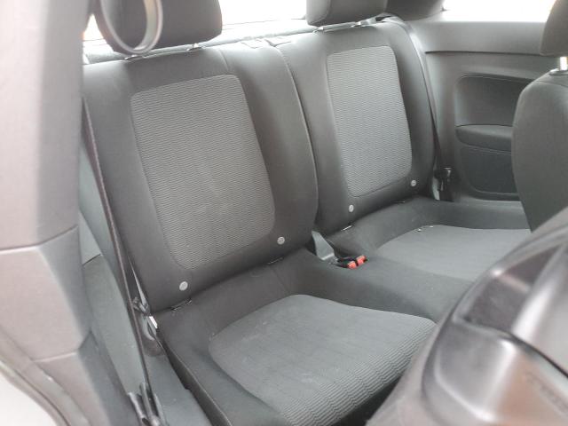 Photo 10 from auction – 2014 VOLKSWAGEN BEETLE with VIN 3VWFP7AT0EM629413