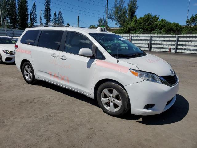 Photo 4 from auction – 2013 TOYOTA SIENNA LE with VIN 5TDKK3DC6DS297190