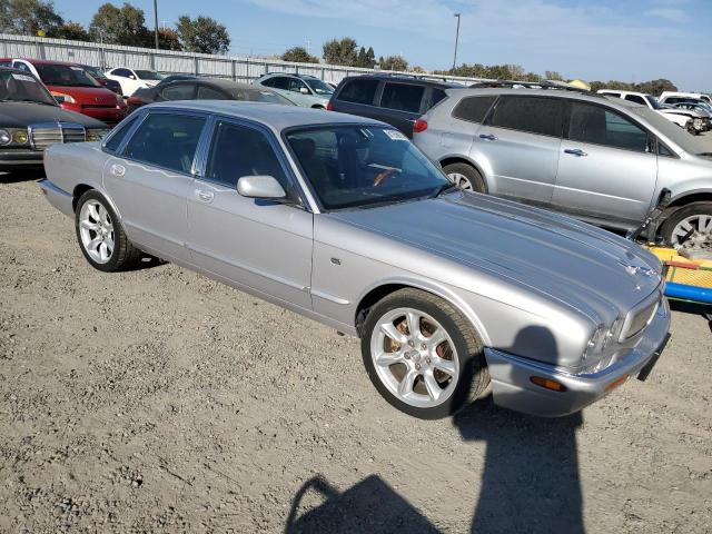 Photo 4 from auction – 2001 JAGUAR XJR with VIN SAJDA15B61MF30549