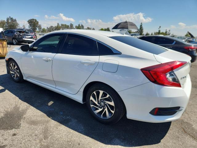 Photo 2 from auction – 2018 HONDA CIVIC EX with VIN 19XFC2F71JE207538