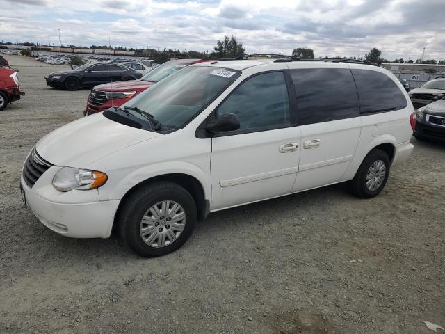 CHRYSLER TOWN & COU 2006 with VIN 2A4GP44R06R690108 - Photo from auction